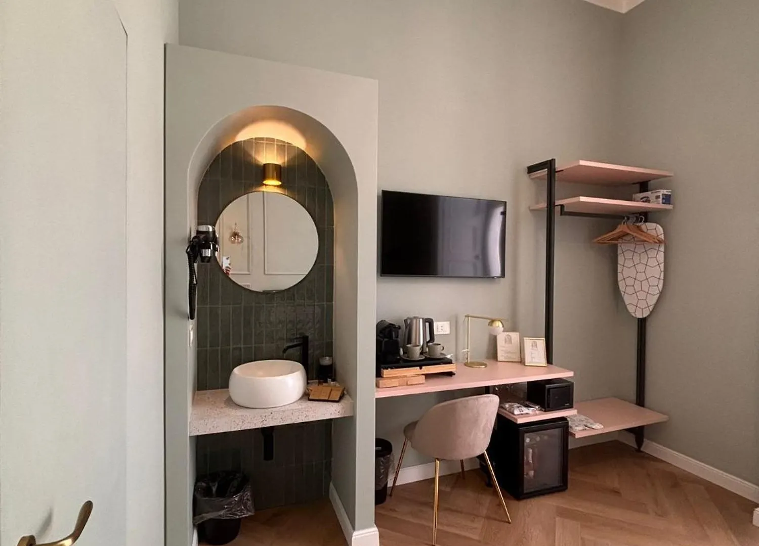Boutique Luxury Suite Naples