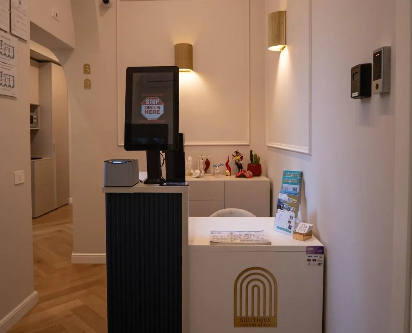 Boutique Luxury Suite Неаполь